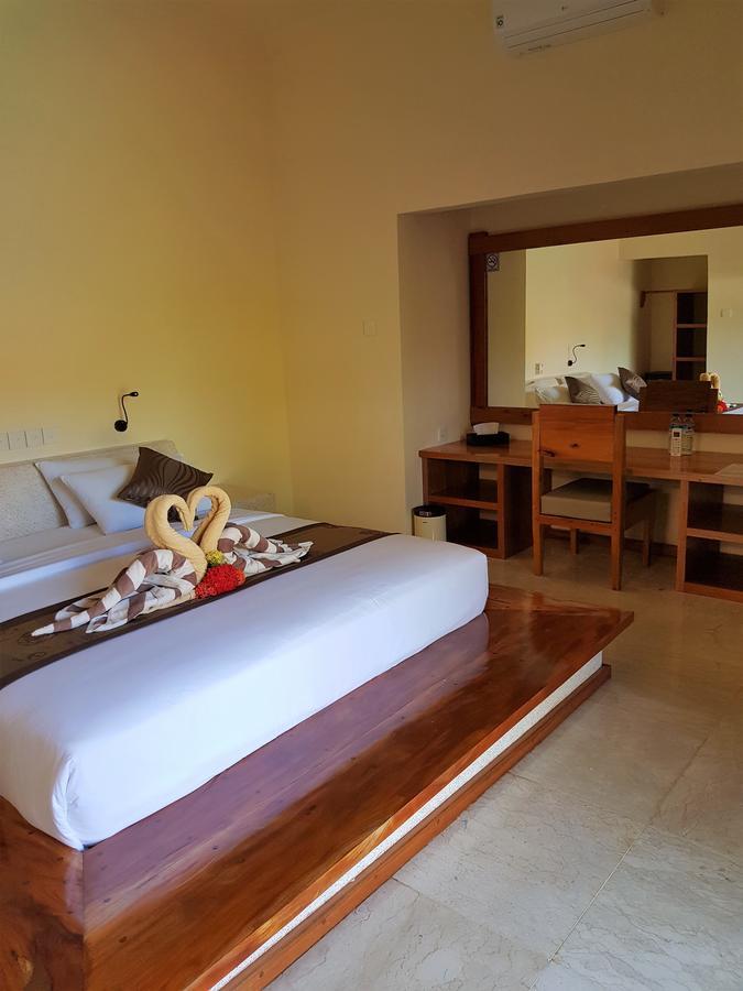 Taman Senang - Private Pool Villas - Gili Air Exterior photo