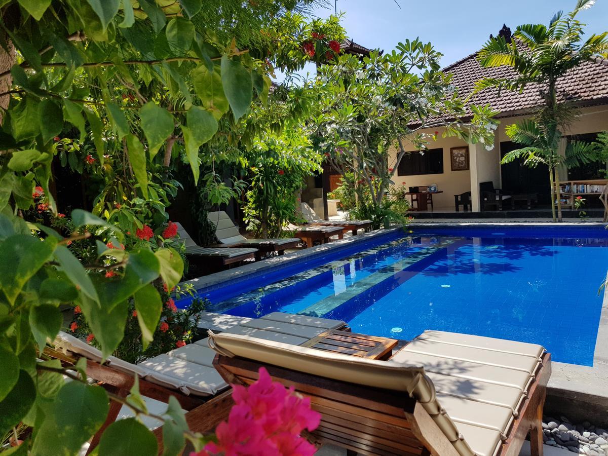 Taman Senang - Private Pool Villas - Gili Air Exterior photo