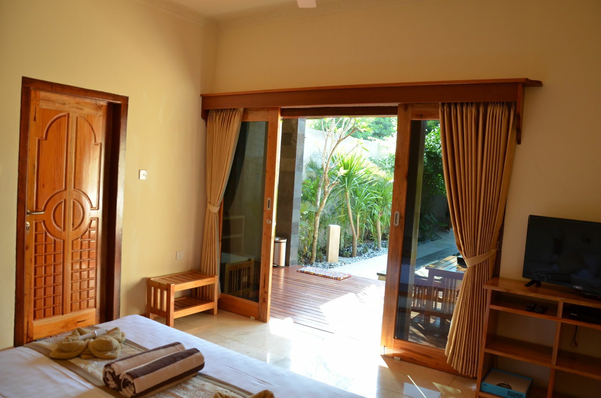Taman Senang - Private Pool Villas - Gili Air Exterior photo